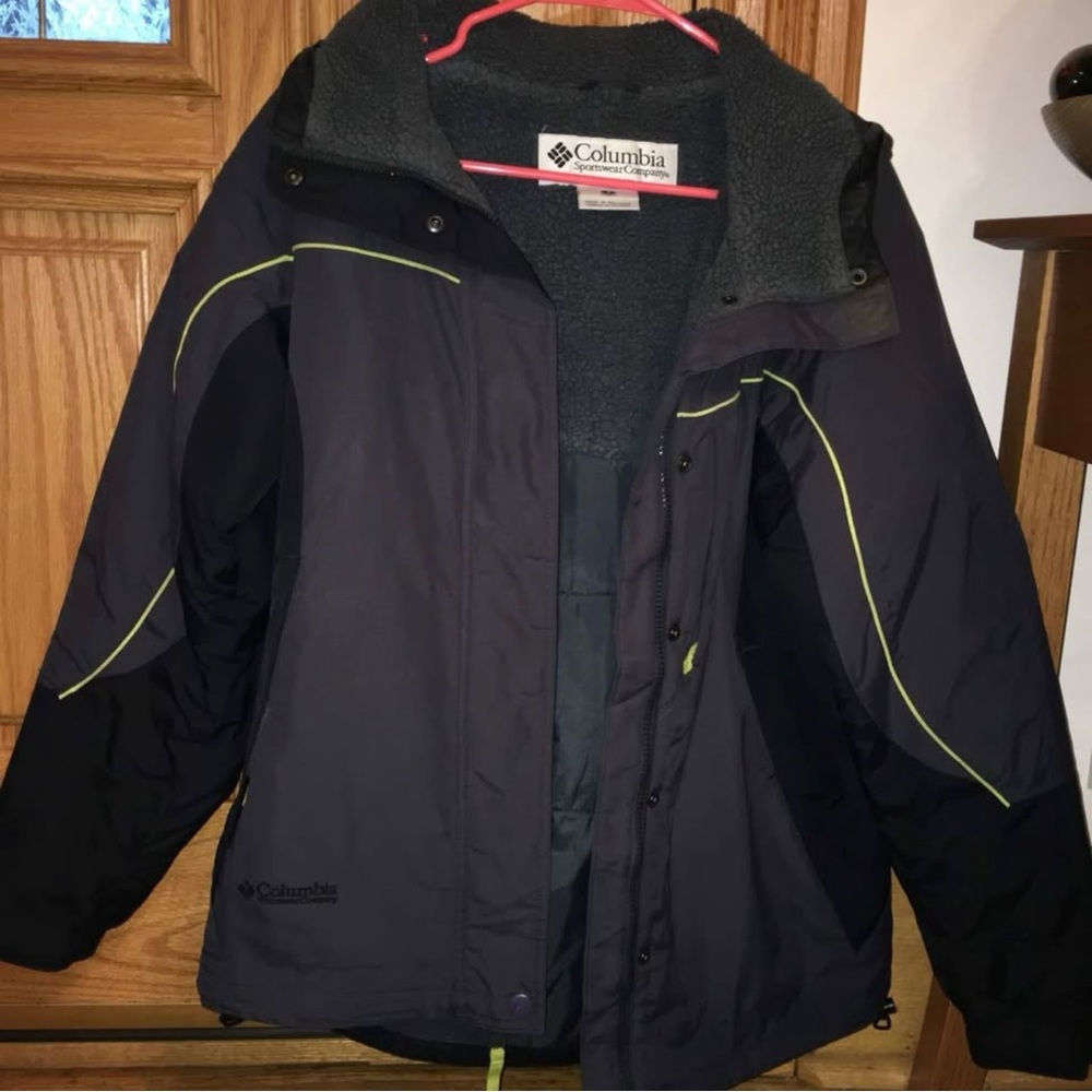 Columbia Dark Gray Hooded Jacket lining fleece and nylon size S
